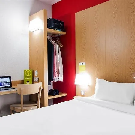 Aubagne Hotel