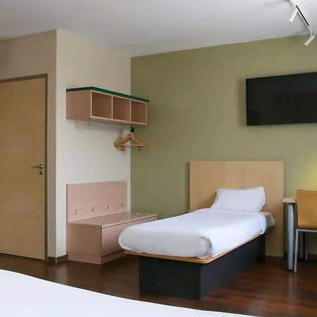 Hotel Aubagne 2*