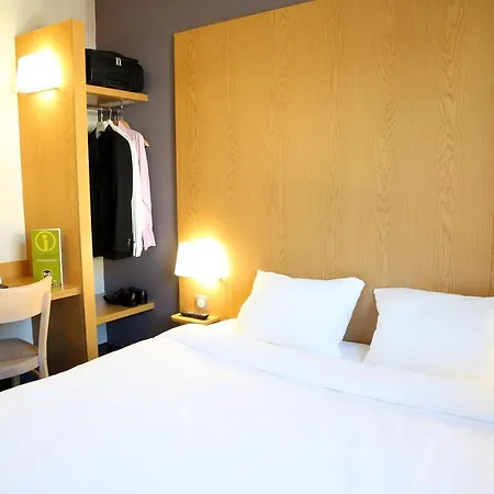 Hotel Aubagne 2*